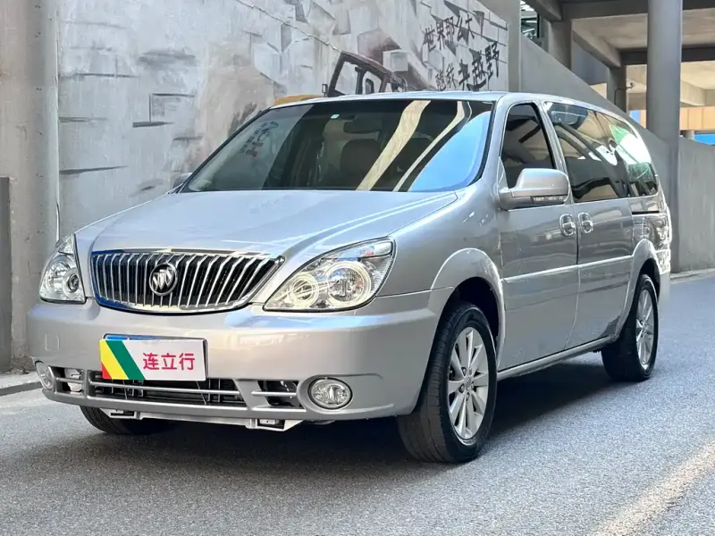 Buick GL8, 2016