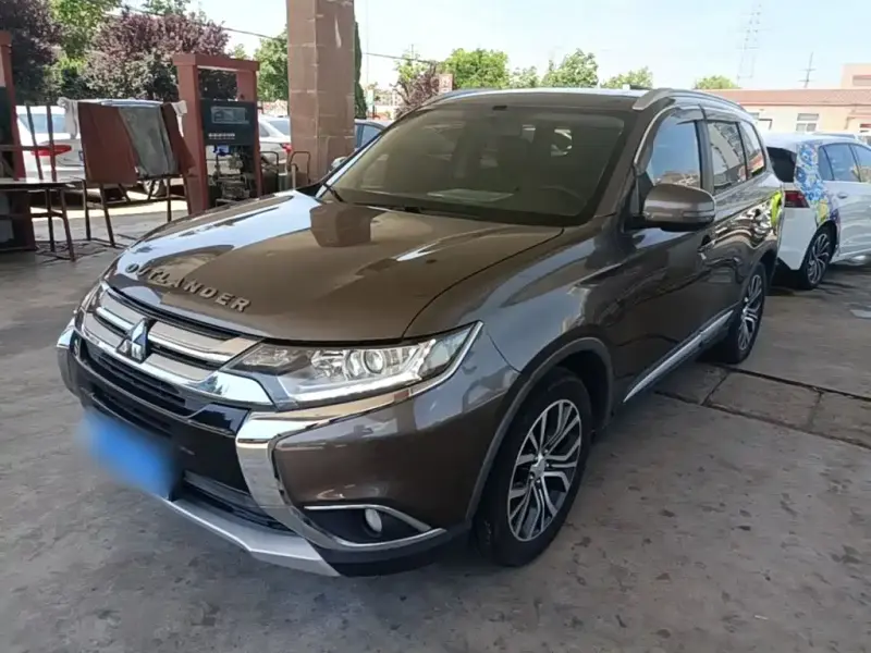 Mitsubishi Outlander, 2017