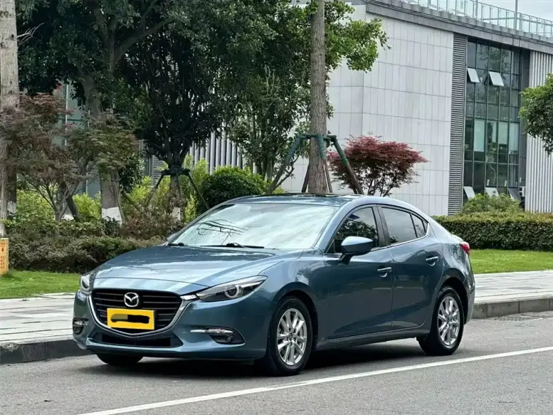 Mazda 3 Axela, 2018