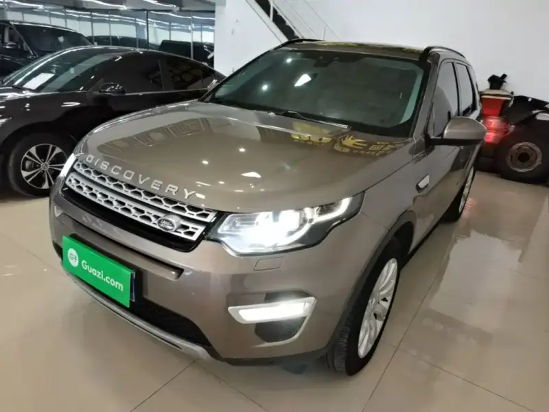 Land Rover Discovery Sport, 2015