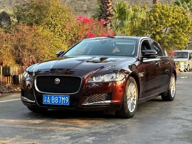 Jaguar XFL, 2017