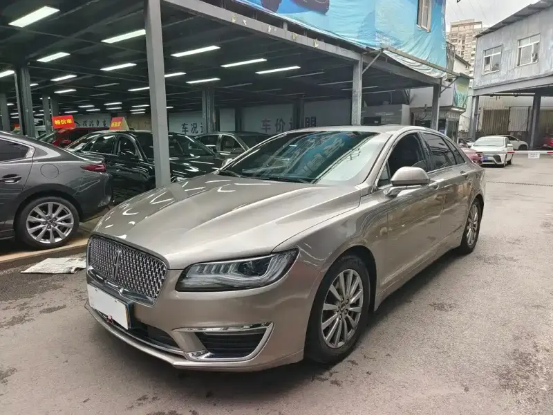 Lincoln MKZ, 2019