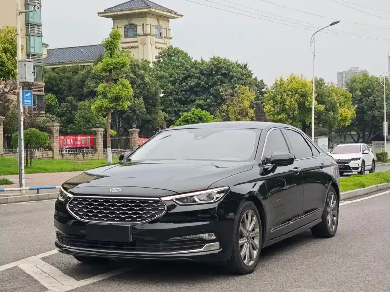 Ford Taurus, 2021