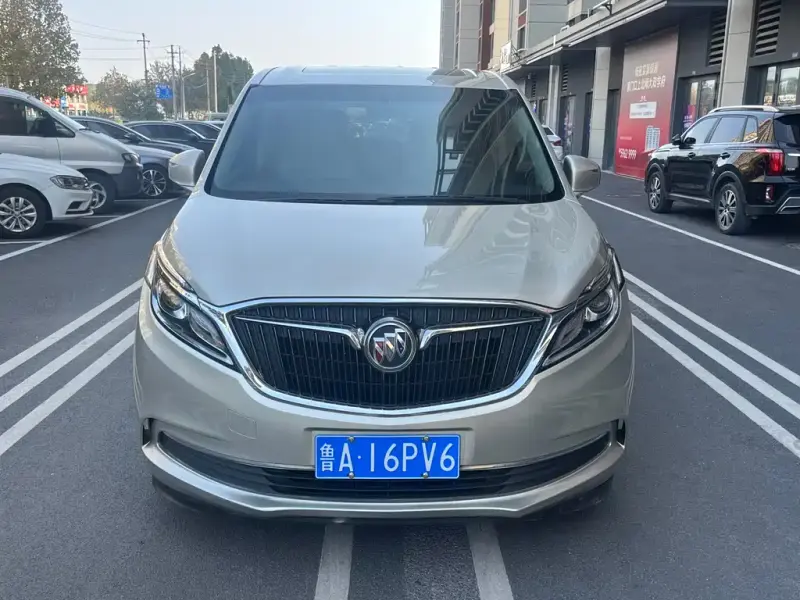 Buick GL8, 2019