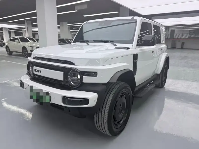 iCAR V23, 2025