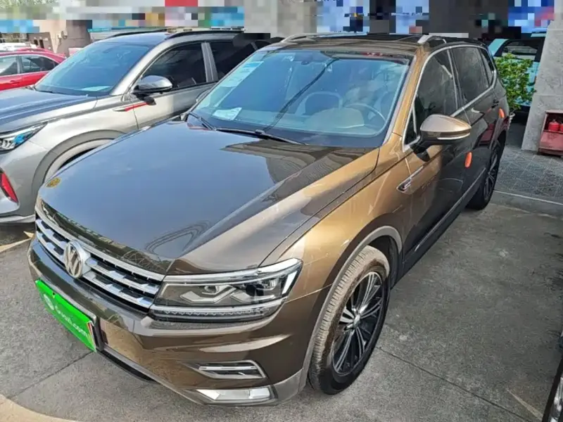 Volkswagen Tiguan L, 2017