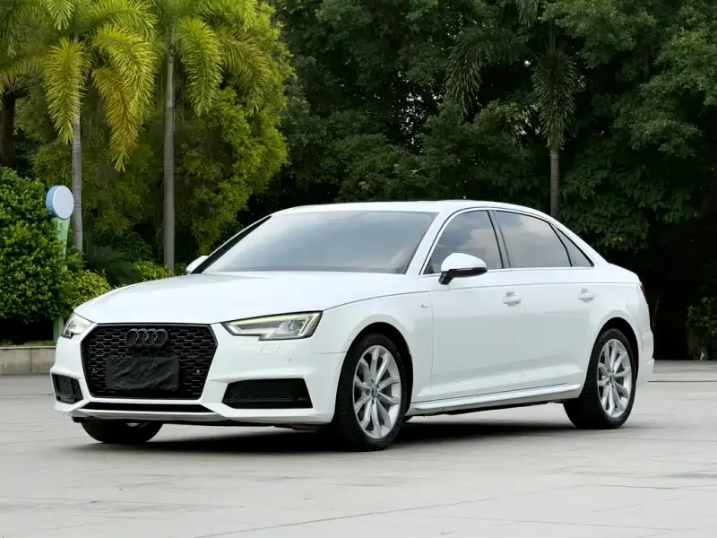 Audi A4L, 2018