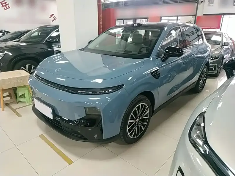 Leapmotor B10, 2025