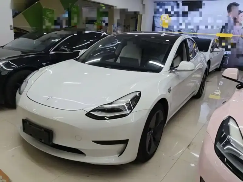 Tesla Model 3, 2020