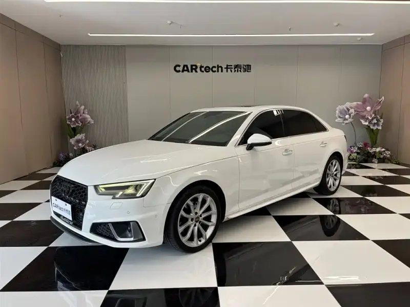 Audi A4L, 2020