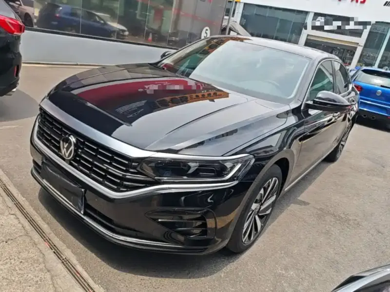 Volkswagen Passat, 2023