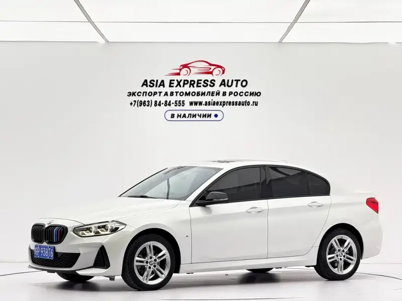BMW 1 Series, 2022