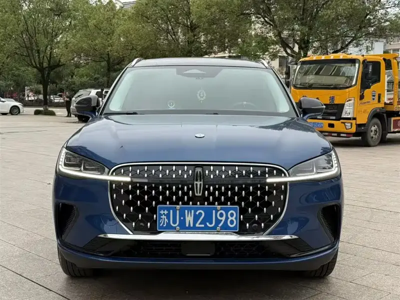 Lincoln Corsair, 2024