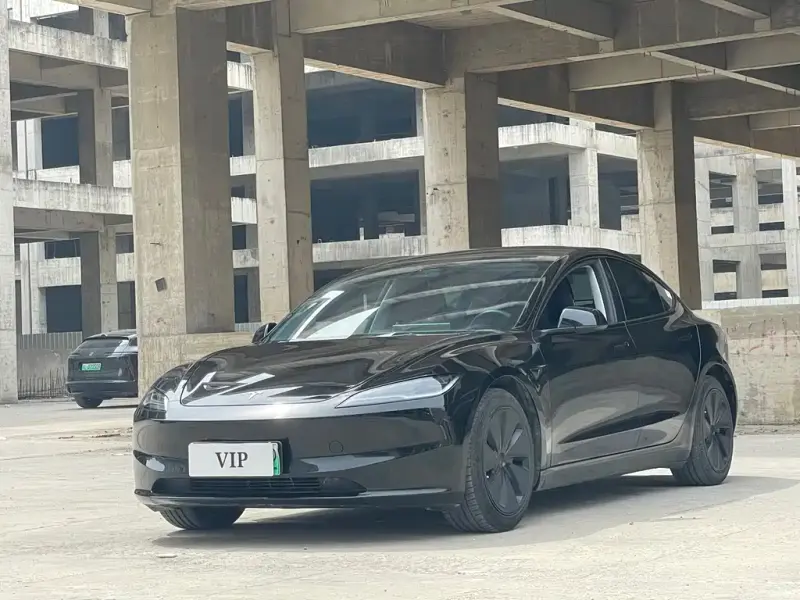 Tesla Model 3, 2024