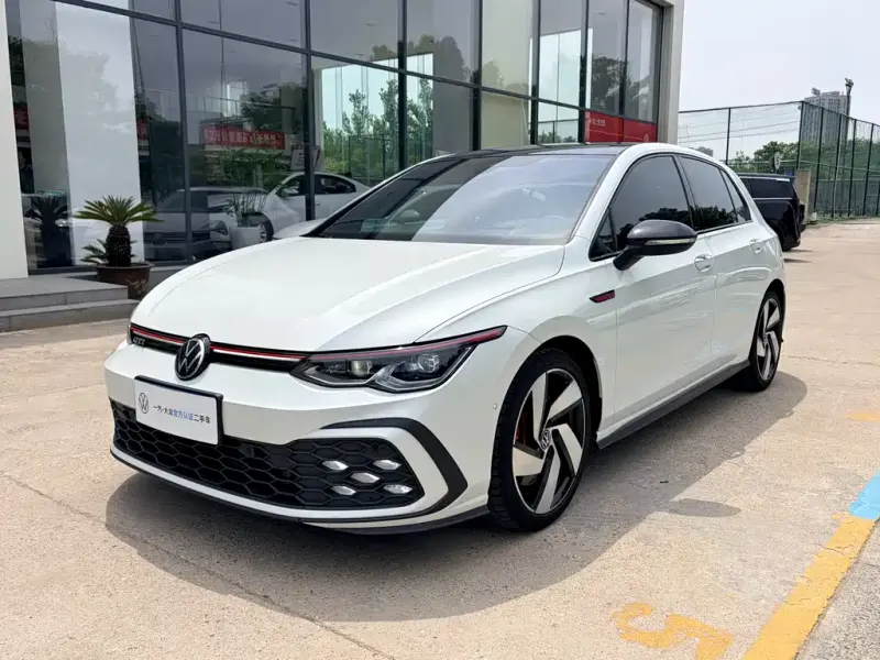 Volkswagen Golf GTI, 2022