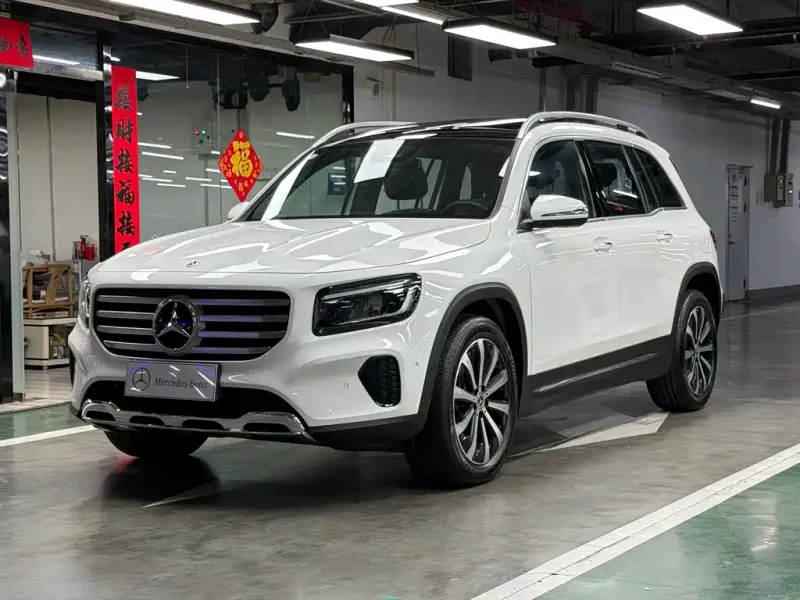 Mercedes-Benz GLB, 2024