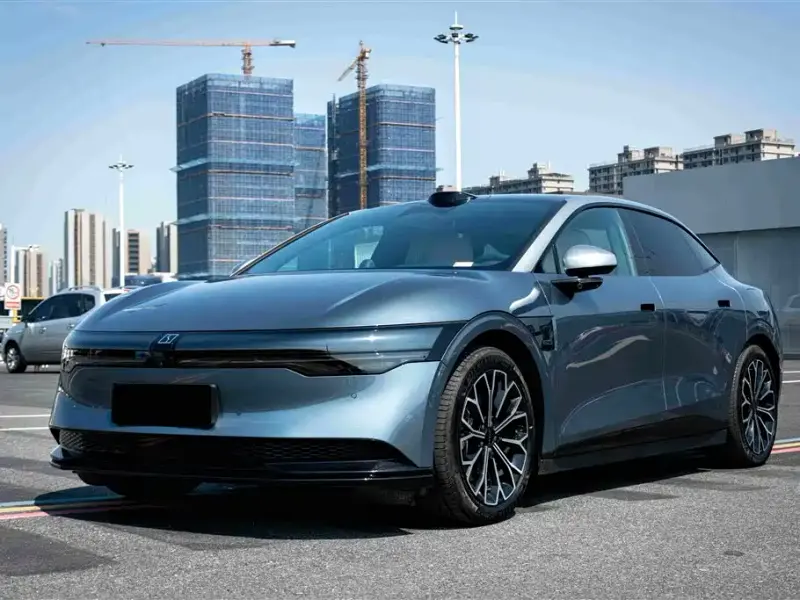 Zeekr 007, 2024