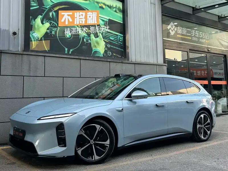 NIO ET5T, 2025