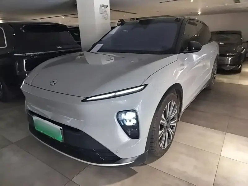 NIO ES8, 2023