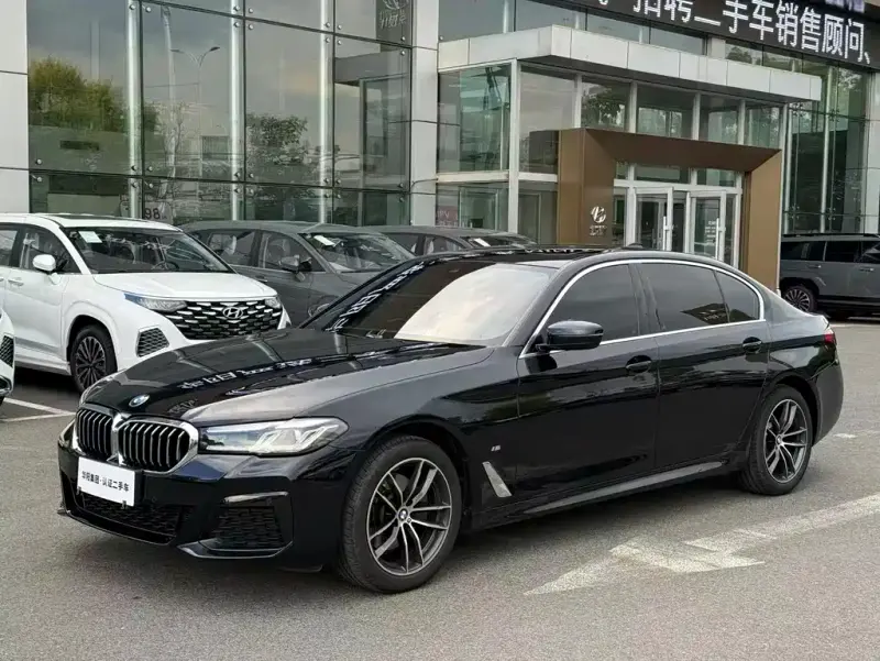 BMW 5 Series, 2023