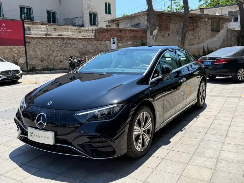 Mercedes-Benz EQE, 2025