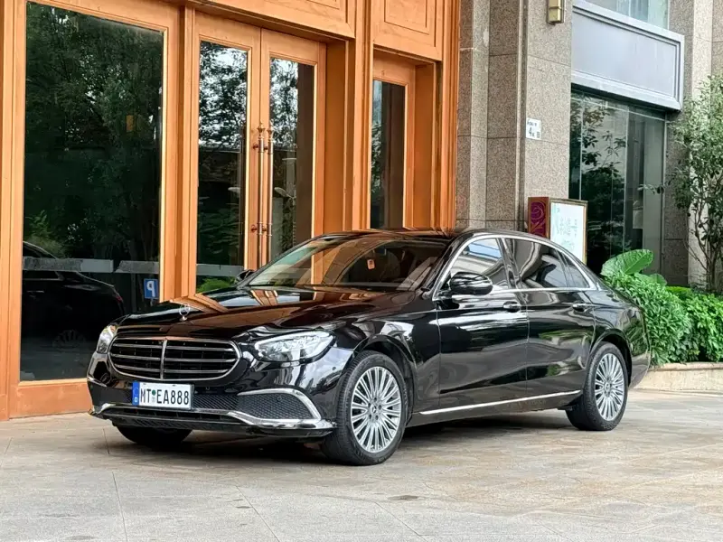 Mercedes-Benz E-Class, 2022