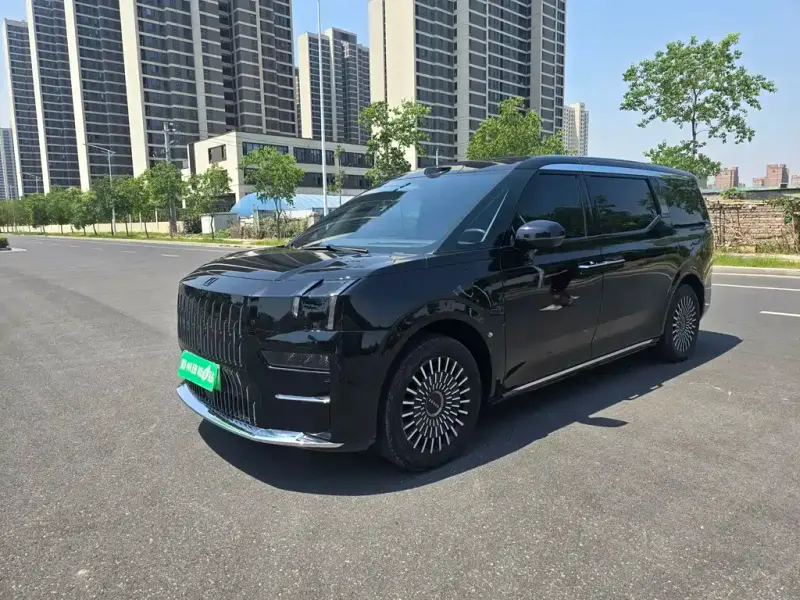 Zeekr 009, 2025