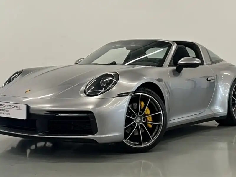 Porsche 911, 2023