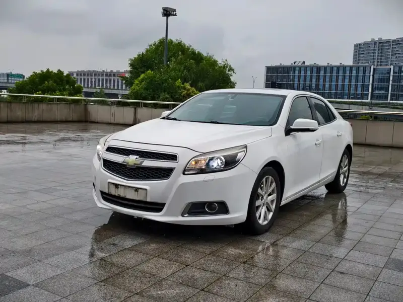 Chevrolet Malibu, 2015