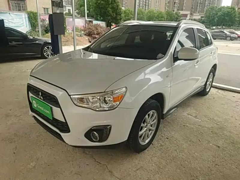 Mitsubishi ASX, 2015