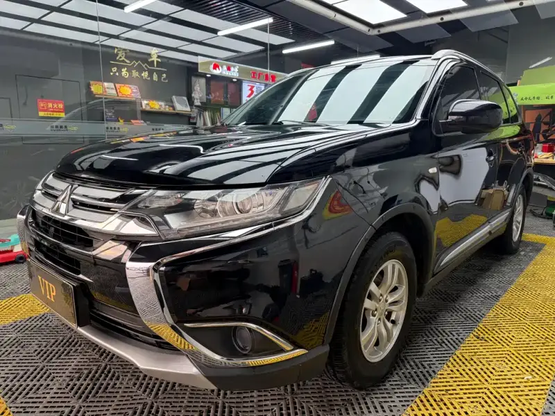 Mitsubishi Outlander, 2017