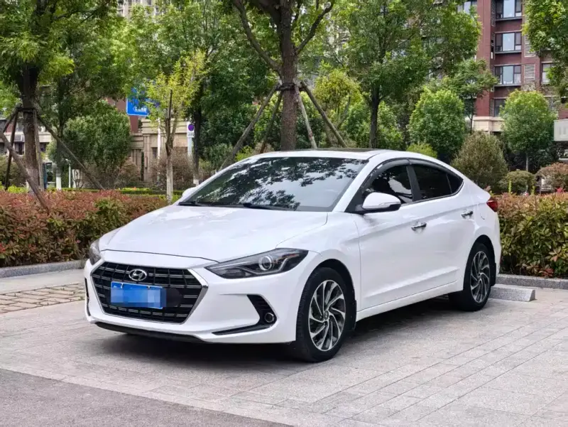 Hyundai Elantra, 2019