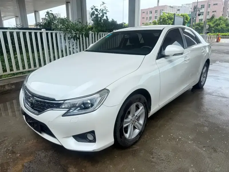 Toyota Reiz, 2014