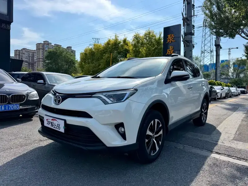 Toyota RAV4, 2017