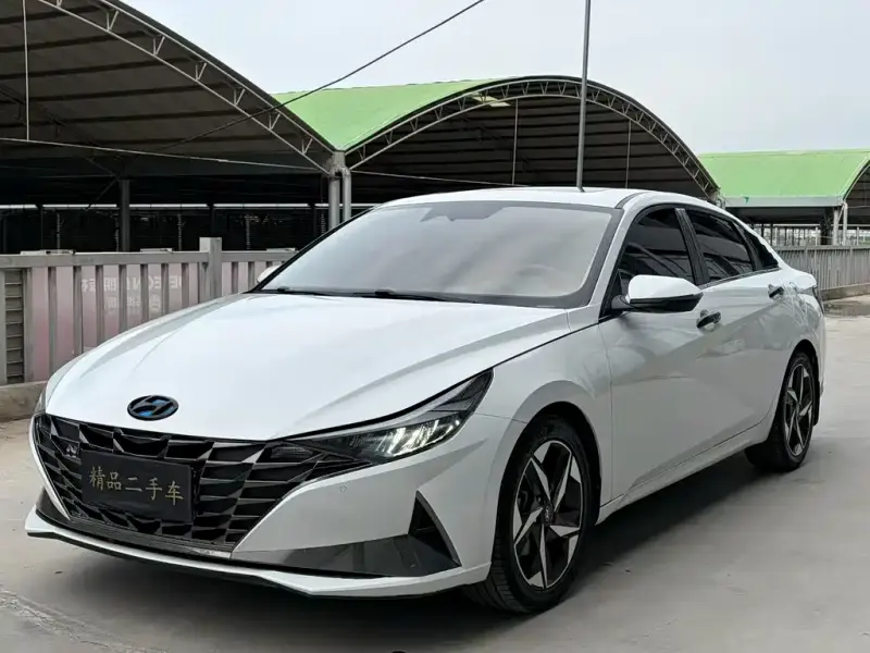 Hyundai Elantra, 2021
