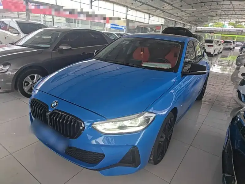 BMW 1 Series, 2022