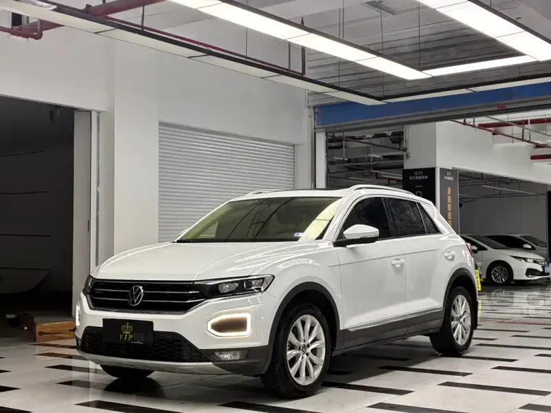 Volkswagen T-Roc, 2022