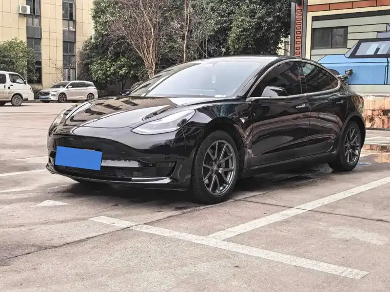 Tesla Model 3, 2020