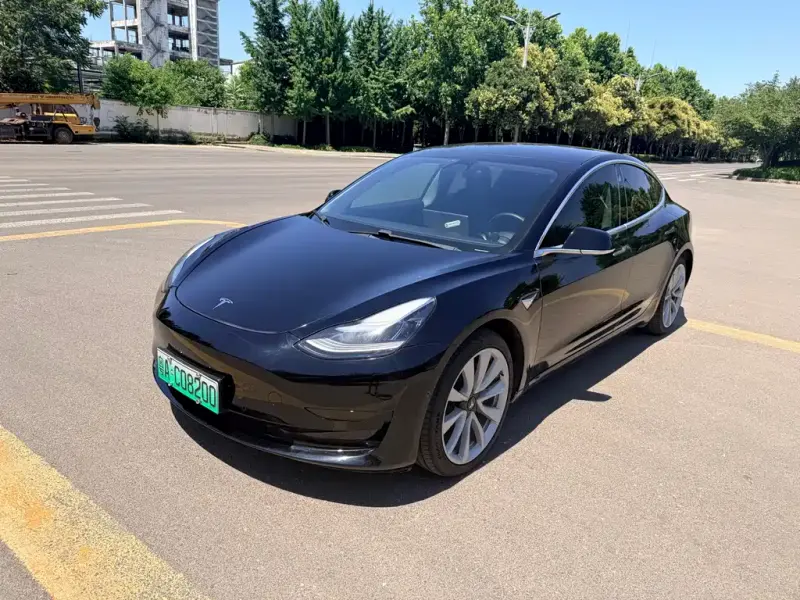 Tesla Model 3, 2021