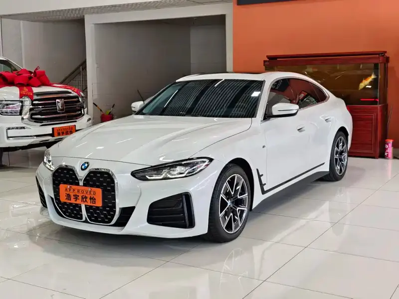 BMW 4 Series, 2023