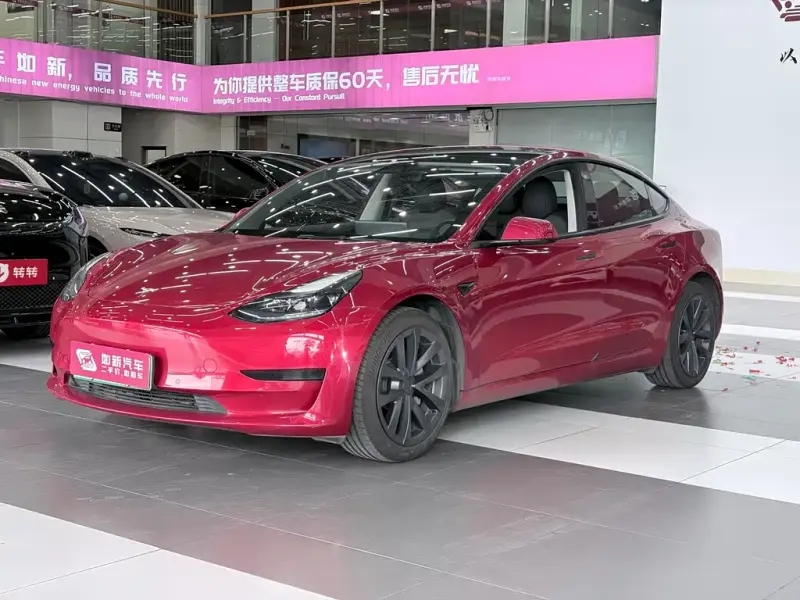Tesla Model 3, 2021