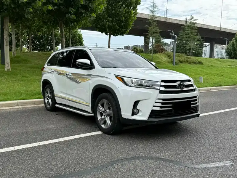 Toyota Highlander, 2022