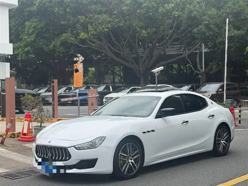 Maserati Ghibli, 2016