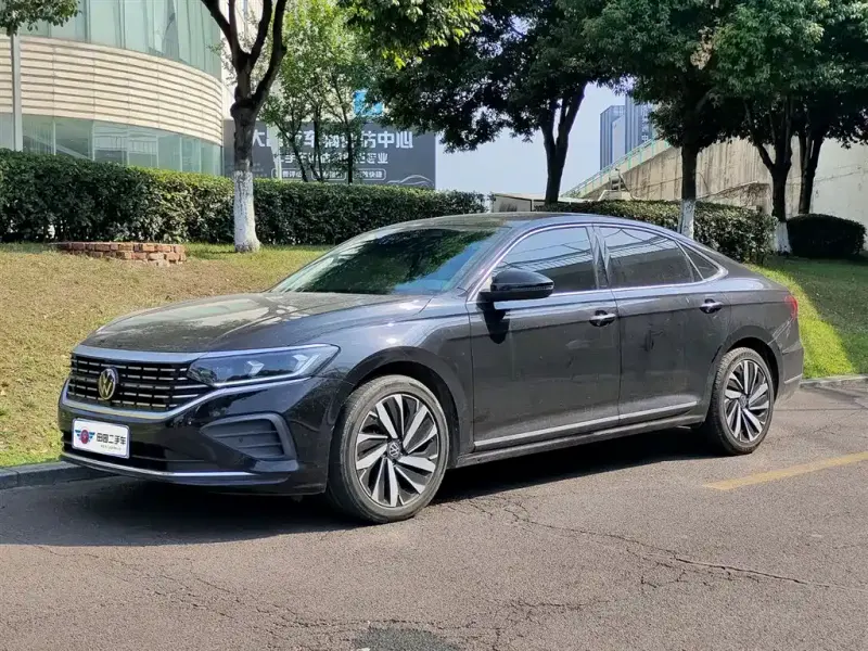 Volkswagen Passat, 2025