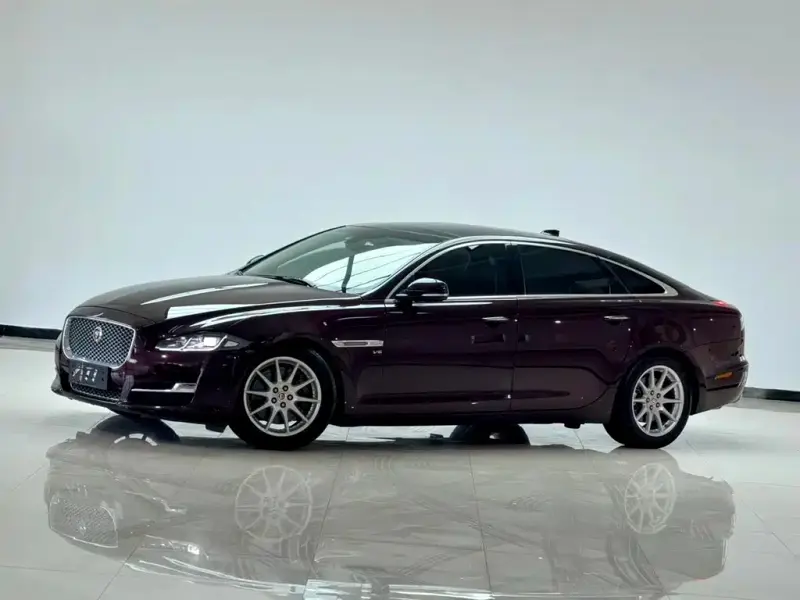 Jaguar XJ, 2018