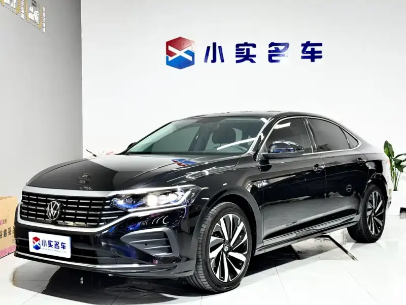 Volkswagen Passat, 2025