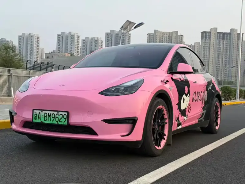 Tesla Model Y, 2021