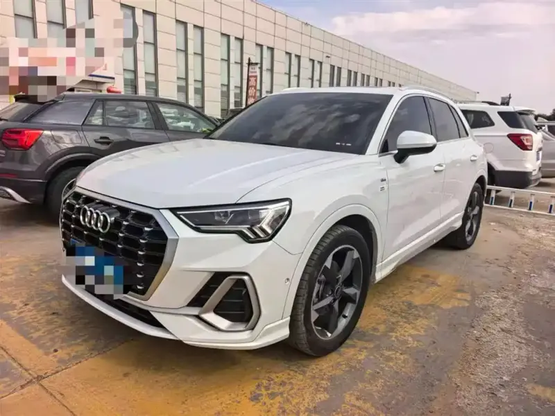 Audi Q3, 2022