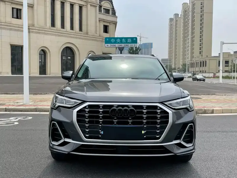 Audi Q3, 2023
