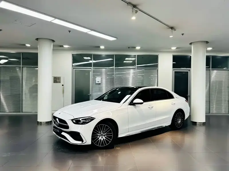 Mercedes-Benz C-Class, 2024